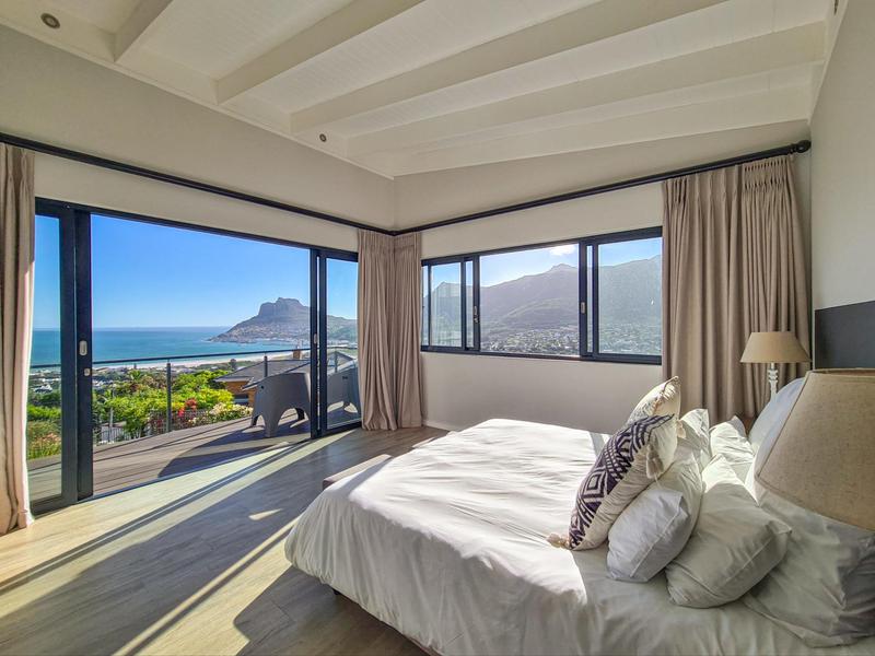 To Let 4 Bedroom Property for Rent in Hout Bay Western Cape